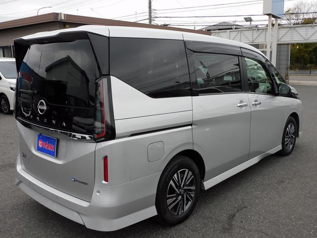 セレナ ｅ－パワー　ハイウェイスターＶ　プロパイロット・ＮＩＳＳＡＮＣｏｎｎｅｃｔナビ・全周囲カメラ・ＢＴオーディオ・両側自動ドア・ＬＥＤライト・フォグＬＥＤ・デジタルミラー・ＡＣＣ・エマージェンシーブレーキ・ＢＳＭ・フロアマット（24枚目）