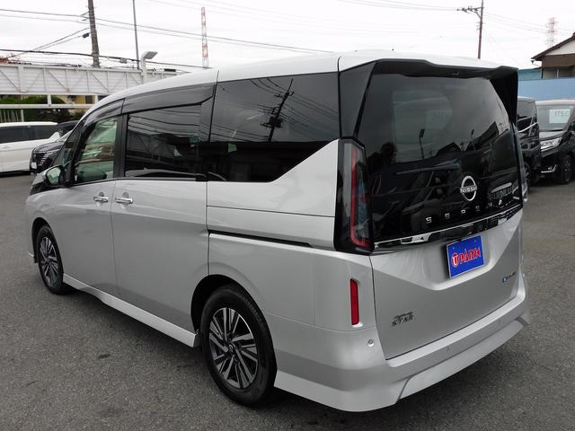 セレナ ｅ－パワー　ハイウェイスターＶ　プロパイロット・ＮＩＳＳＡＮＣｏｎｎｅｃｔナビ・全周囲カメラ・ＢＴオーディオ・両側自動ドア・ＬＥＤライト・フォグＬＥＤ・デジタルミラー・ＡＣＣ・エマージェンシーブレーキ・ＢＳＭ・フロアマット（26枚目）