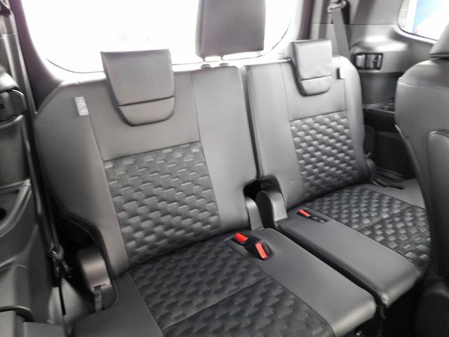 ヴォクシー ハイブリッドＳ－Ｚ　１０インチフルセグナビ・後席モニター・バックカメラ・ＢＴオーディオ・両側自動ドア・ＬＥＤライト・フォグＬＥＤ・トヨタセーフティセンス・トヨタチームメイト・ＥＴＣ・ＢＳＭ・ＡＣＣ・シートヒーター（7枚目）