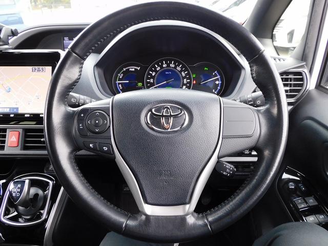 ヴォクシー ハイブリッドＺＳ　煌ＩＩ　後期・９インチフルセグナビ・バックカメラ・ＢＴオーディオ・両側自動ドア・ＬＥＤライト・フォグＬＥＤ・トヨタセーフティセンスクルーズコントロール・・ＥＴＣ・シートヒーター・フロアマット・ドアバイザー（10枚目）