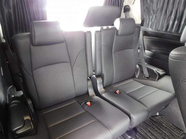 アルファード ２．５Ｓ　Ｃパッケージ　後期・１０インチフルセグナビ・バックカメラ・ＢＴオーディオ・両側自動ドア・パワーバックドア・ＬＥＤライト・フォグＬＥＤ・トヨタセーフティセンス・ＡＣＣ・ＥＴＣ・シートヒーター・クーラー・フロアマット（7枚目）