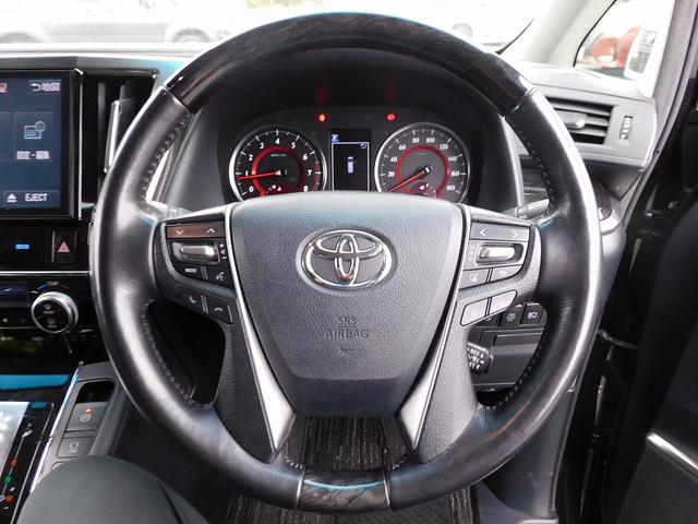 アルファード ２．５Ｓ　Ｃパッケージ　後期・１０インチフルセグナビ・バックカメラ・ＢＴオーディオ・両側自動ドア・パワーバックドア・ＬＥＤライト・フォグＬＥＤ・トヨタセーフティセンス・ＡＣＣ・ＥＴＣ・シートヒーター・クーラー・フロアマット（11枚目）