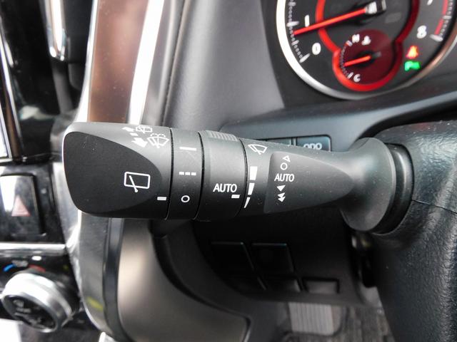 アルファード ２．５Ｓ　Ｃパッケージ　後期・１０インチフルセグナビ・バックカメラ・ＢＴオーディオ・両側自動ドア・パワーバックドア・ＬＥＤライト・フォグＬＥＤ・トヨタセーフティセンス・ＡＣＣ・ＥＴＣ・シートヒーター・クーラー・フロアマット（40枚目）