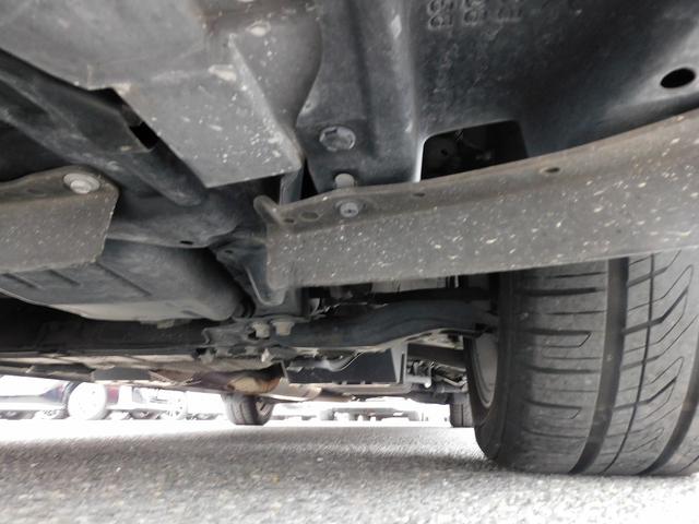 アルファード ２．５Ｓ　Ｃパッケージ　後期・１０インチフルセグナビ・バックカメラ・ＢＴオーディオ・両側自動ドア・パワーバックドア・ＬＥＤライト・フォグＬＥＤ・トヨタセーフティセンス・ＡＣＣ・ＥＴＣ・シートヒーター・クーラー・フロアマット（62枚目）