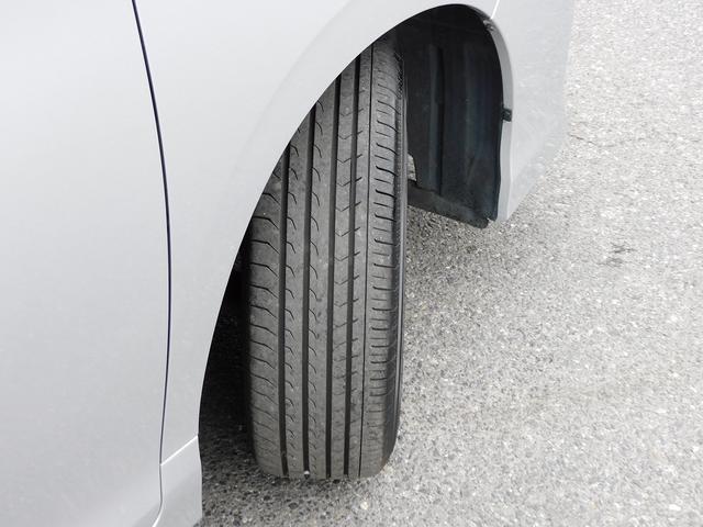 ヴォクシー ハイブリッドV フルセグナビ・Bカメラ・BTオーディオ・両側スライドドア・LEDライト・フォグライト・本革ステアリング・ETC・クルーズコントロール・シートヒーター・アイドリングストップ・フロアマット・ドアバイザー(46枚目)