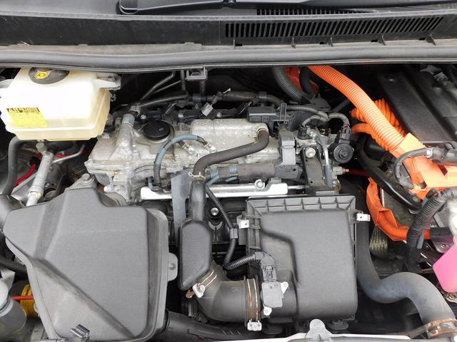 ヴォクシー ハイブリッドV フルセグナビ・Bカメラ・BTオーディオ・両側スライドドア・LEDライト・フォグライト・本革ステアリング・ETC・クルーズコントロール・シートヒーター・アイドリングストップ・フロアマット・ドアバイザー(52枚目)