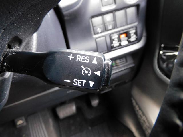 ヴォクシー ＺＳ　後期・９インチフルセグナビ・後席モニター・ＢＴオーディオ・両側自動ドア・ＬＥＤライト・フォグＬＥＤ・デジタルミラー・１６ＡＷ・トヨタセーフティセンス・クルーズコントロール・ＥＴＣ・フロアマット（40枚目）