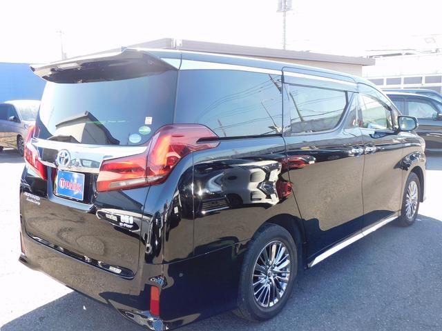 アルファードハイブリッド エグゼクティブラウンジＳ　後期・ＪＢＬ・９インチフルセグナビ・後席モニター・全周囲カメラ・ＢＴオーディオ・両側自動ドア・サンルーフ・３眼ＬＥＤライト・フォグＬＥＤ・デジタルミラー・トヨタセーフティセンス・ＥＴＣ・ＢＳＭ（24枚目）