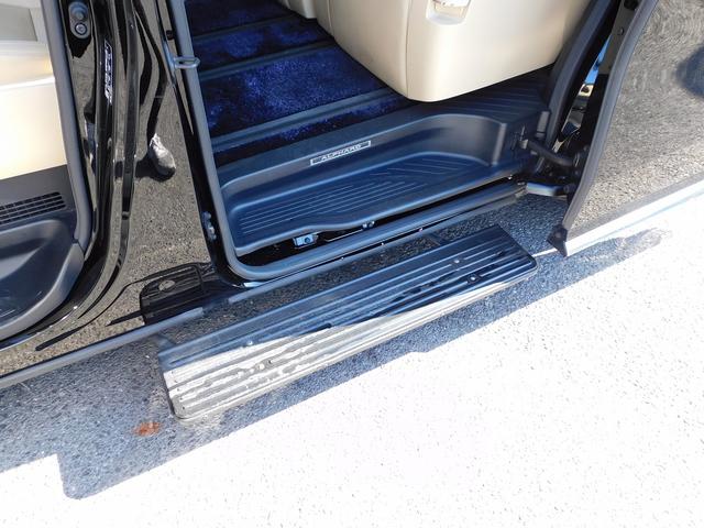 アルファードハイブリッド エグゼクティブラウンジＳ　後期・ＪＢＬ・９インチフルセグナビ・後席モニター・全周囲カメラ・ＢＴオーディオ・両側自動ドア・サンルーフ・３眼ＬＥＤライト・フォグＬＥＤ・デジタルミラー・トヨタセーフティセンス・ＥＴＣ・ＢＳＭ（34枚目）