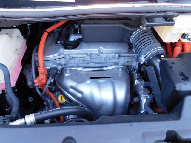 アルファードハイブリッド エグゼクティブラウンジＳ　後期・ＪＢＬ・９インチフルセグナビ・後席モニター・全周囲カメラ・ＢＴオーディオ・両側自動ドア・サンルーフ・３眼ＬＥＤライト・フォグＬＥＤ・デジタルミラー・トヨタセーフティセンス・ＥＴＣ・ＢＳＭ（63枚目）