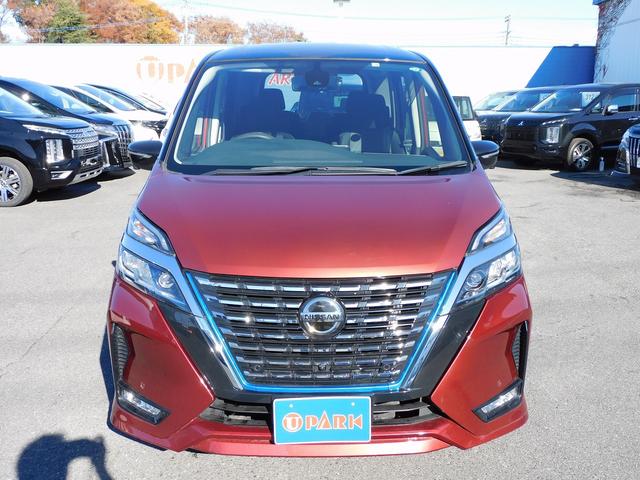 セレナ ｅ－パワー　ハイウェイスターＶ　後期・プロパイロット・９インチフルセグナビ・後席モニター・全周囲カメラ・ＢＴオーディオ・両側自動ドア・ＬＥＤライト・フォグＬＥＤ・デジタルミラー・エマージェンシーブレーキ・ＥＴＣ・ドアバイザー（22枚目）