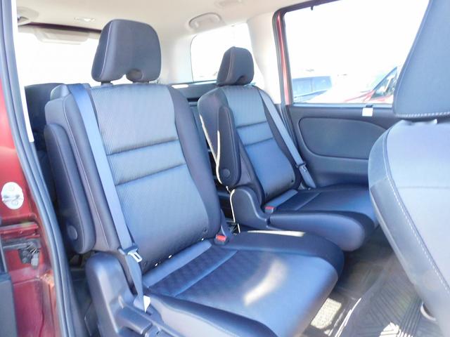 セレナ ｅ－パワー　ハイウェイスターＶ　後期・プロパイロット・９インチフルセグナビ・後席モニター・全周囲カメラ・ＢＴオーディオ・両側自動ドア・ＬＥＤライト・フォグＬＥＤ・デジタルミラー・エマージェンシーブレーキ・ＥＴＣ・ドアバイザー（29枚目）