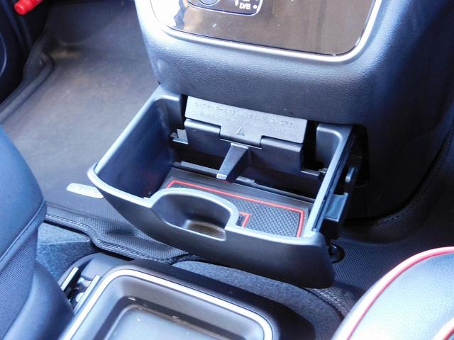 セレナ ｅ－パワー　ハイウェイスターＶ　後期・プロパイロット・９インチフルセグナビ・後席モニター・全周囲カメラ・ＢＴオーディオ・両側自動ドア・ＬＥＤライト・フォグＬＥＤ・デジタルミラー・エマージェンシーブレーキ・ＥＴＣ・ドアバイザー（44枚目）