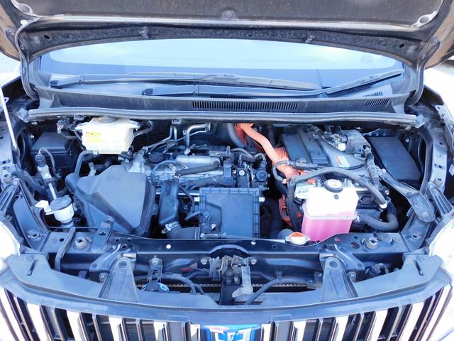 TOYOTA ESQUIRE HYBRID GI BLACK TAILORED