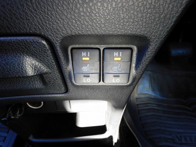 TOYOTA ESQUIRE HYBRID GI BLACK TAILORED