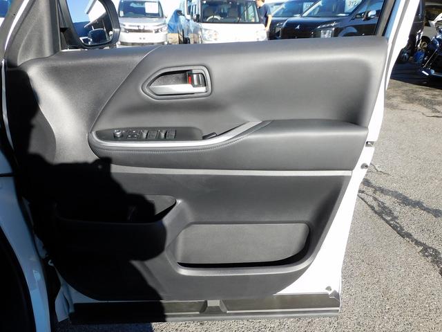 ノア Ｚ　１０インチフルセグナビ・後席モニター・バックカメラ・ＢＴオーディオ・両側自動ドア・ＬＥＤライト・フォグＬＥＤ・トヨタセーフティセンス・ＡＣＣ・ＥＴＣ・ハーフレザーシート・シートヒーター・フロアマット（28枚目）