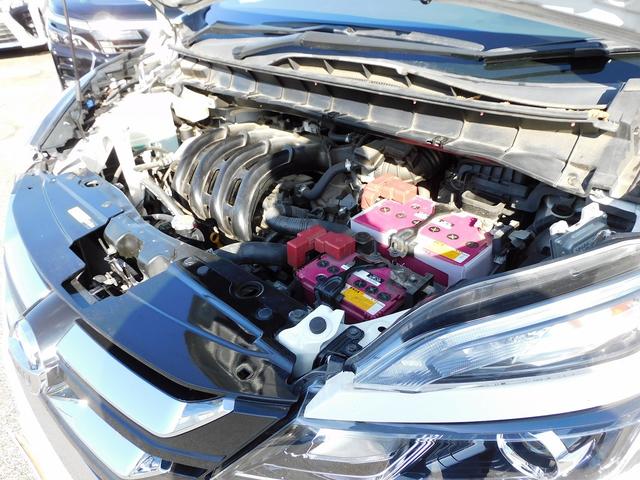 セレナ ニスモ メーカー9インチナビTV・全カメラ・CD・DVD・ブルートゥース・プロパイロット・Cセンサー・両自動ドア・ETC・LEDライト・LEDフォグ・17アルミ・USB・後席モニター・インテリキー・Pガラス(51枚目)