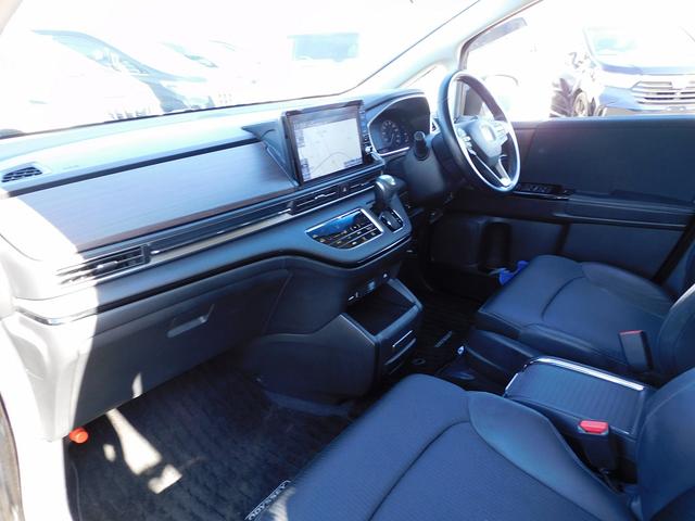 オデッセイハイブリッド ｅ：ＨＥＶアブソルート・ＥＸ　後期・１１インチフルセグナビ・全周囲カメラ・ＢＴオーディオ・両側自動ドア・ＬＥＤライト・フォグＬＥＤ・ホンダセンシング・ＡＣＣ・ＥＴＣ・ＢＳＭ・ハーフレザーシート・シートヒーター・アイドリングストップ（30枚目）