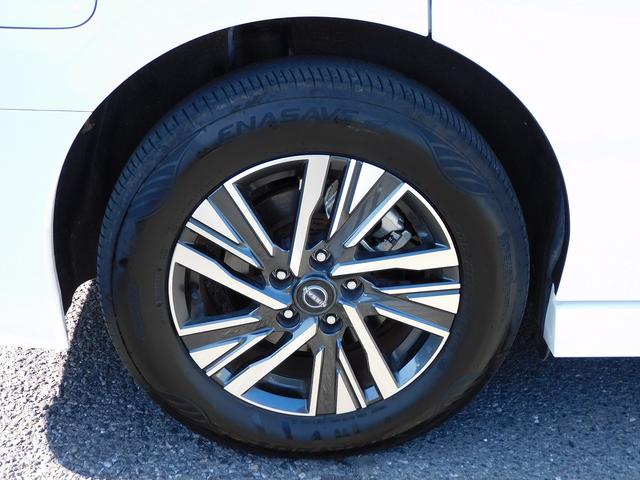 セレナ ｅ－パワー　ハイウェイスターＶ　プロパイロット・ＮＩＳＳＡＮＣｏｎｎｅｃｔナビ・後席モニター・全周囲カメラ・ＢＴオーディオ・両側自動ドア・ＬＥＤライト・フォグＬＥＤ・デジタルミラー・エマージェンシーブレーキ・ＥＴＣ・ＢＳＭ（54枚目）