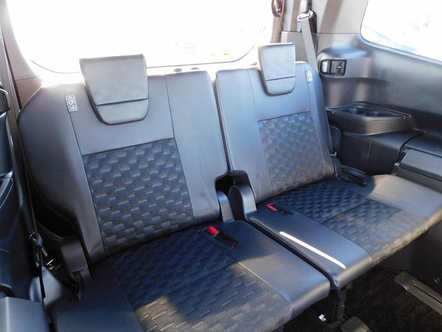 ヴォクシー ハイブリッドS-Z 10インチフルセグナビ・後席モニター・バックカメラ・BTオーディオ・両側自動ドア・LEDライト・トヨタセーフティセンス・ACC・ETC・シートヒーター・ハーフレザーシート・フロアマット・ドアバイザー(7枚目)