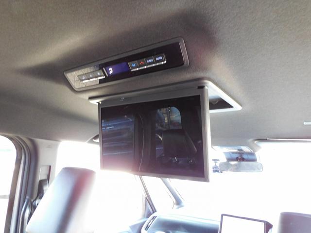 ヴォクシー ハイブリッドS-Z 10インチフルセグナビ・後席モニター・バックカメラ・BTオーディオ・両側自動ドア・LEDライト・トヨタセーフティセンス・ACC・ETC・シートヒーター・ハーフレザーシート・フロアマット・ドアバイザー(10枚目)