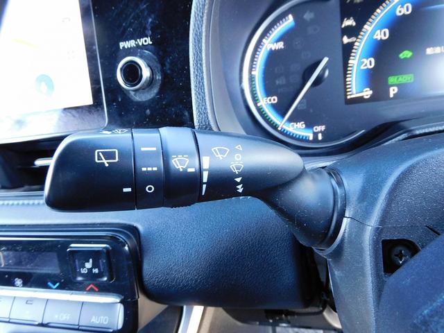 ヴォクシー ハイブリッドS-Z 10インチフルセグナビ・後席モニター・バックカメラ・BTオーディオ・両側自動ドア・LEDライト・トヨタセーフティセンス・ACC・ETC・シートヒーター・ハーフレザーシート・フロアマット・ドアバイザー(40枚目)