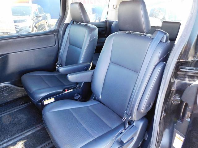 エスクァイア Gi 9インチフルセグナビ・後席モニター・バックカメラ・BTオーディオ・両側自動ドア・LEDライト・フォグライト・オートハイビーム・クルーズコントロール・アイドリングストップ・ETC・シートヒーター(6枚目)