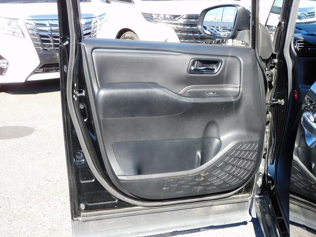 エスクァイア Gi 9インチフルセグナビ・後席モニター・バックカメラ・BTオーディオ・両側自動ドア・LEDライト・フォグライト・オートハイビーム・クルーズコントロール・アイドリングストップ・ETC・シートヒーター(33枚目)