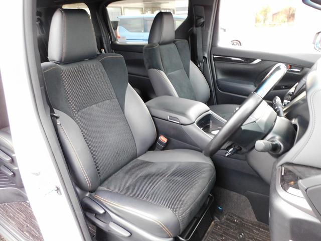 アルファードハイブリッド S タイプゴールド 後期・9インチフルセグナビ・バックカメラ・BTオーディオ・両側自動ドア・3眼LEDライト・フォグLED・トヨタセーフティセンス・ACC・ETC・ハーフレザーシート・フロアマット・ドアバイザー(5枚目)