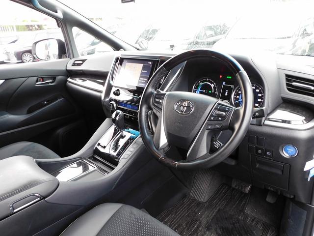 アルファードハイブリッド S タイプゴールド 後期・9インチフルセグナビ・バックカメラ・BTオーディオ・両側自動ドア・3眼LEDライト・フォグLED・トヨタセーフティセンス・ACC・ETC・ハーフレザーシート・フロアマット・ドアバイザー(27枚目)