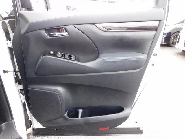 アルファードハイブリッド S タイプゴールドII 後期・ディスプレイオーディオ・バックカメラ・BTオーディオ・両側自動ドア・3眼LEDライト・フォグLED・トヨタセーフティセンス・ACC・ETC・ハーフレザーシート・フロアマット・ドアバイザー(28枚目)