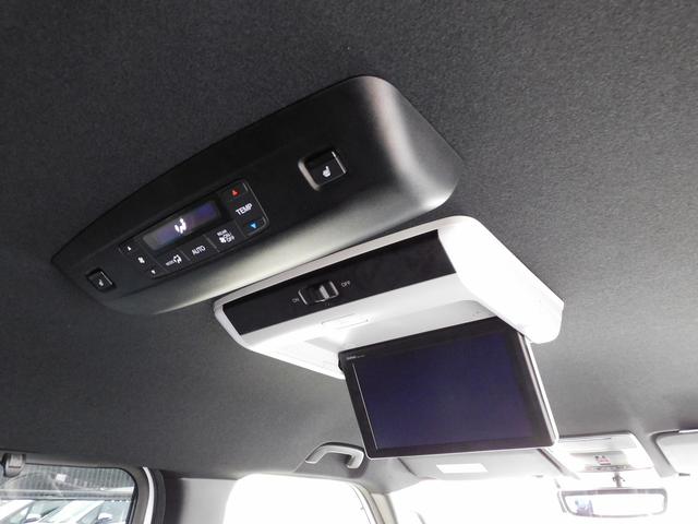 ステップワゴン e:HEVスパーダ プレミアムライン 11インチフルセグナビ・後席モニター・全周囲カメラ・BTオーディオ・両側自動ドア・LEDライト・フォグLED・ホンダセンシング・ACC・BSM・ETC・ハーフレザーシート・シートヒーター・フロアマット(10枚目)