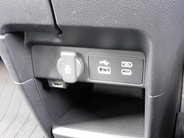 ステップワゴン ｅ：ＨＥＶスパーダ　１０インチフルセグナビ・Ｂカメラ・ＢＴオーディオ・両側自動ドア・パワーリアゲート・ＬＥＤライト・フォグＬＥＤ・ホンダセンシング・ＡＣＣ・ＥＴＣ・ＢＳＭ・ハーフレザーシート・シートヒーター・フロアマット（46枚目）