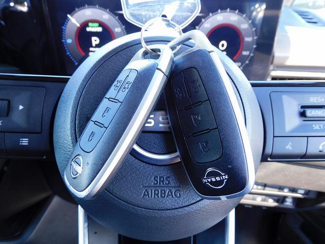セレナ e-パワー ハイウェイスターV プロパイロット・NISSANConnectナビ・後席モニター・全周囲カメラ・BTオーディオ・両側自動ドア・LEDライト・フォグLED・デジタルミラー・エマージェンシーブレーキ・ETC・BSM(50枚目)