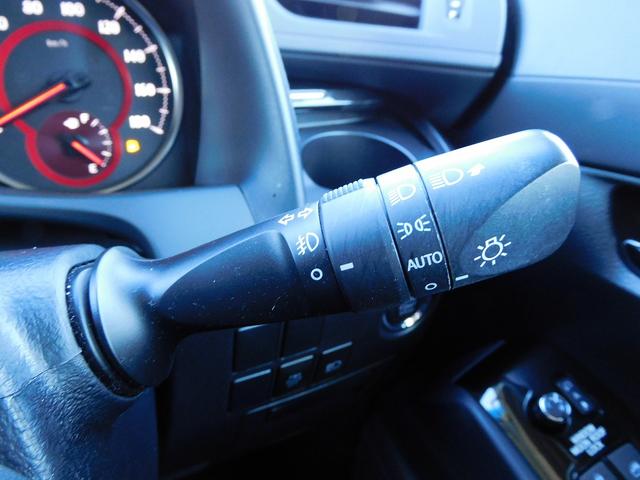 アルファード ２．５Ｓ　Ａパッケージ　後期・サンルーフ・ＪＢＬ・９インチフルセグナビ・後席モニター・全周囲カメラ・ＢＴオーディオ・両側自動ドア・ＬＥＤライト・フォグＬＥＤ・デジタルミラー・トヨタセーフティセンス・ＥＴＣ・ＢＳＭ（42枚目）