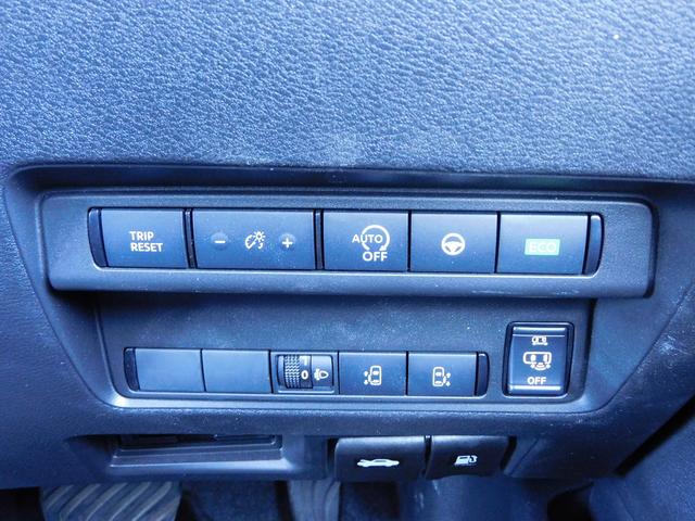 セレナ ハイウェイスターV プロパイロット・9インチフルセグナビ・全周囲カメラ・BTオーディオ・両側自動ドア・LEDライト・フォグLED・デジタルミラー・エマージェンシーブレーキ・アイドリングストップ・ETC・ドアバイザー(12枚目)