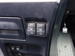 ������ե륻���ʥӡ��Хå�����顦�£ԥ����ǥ�����ξ¦��ư�ɥ����̣ţĥ饤�ȡ��ե����̣ţġ��ȥ西�����եƥ����󥹡��ţԣá������ȥҡ����������롼������ȥ����롦�����ʡ����󥵡����ɥ��Х����� 5