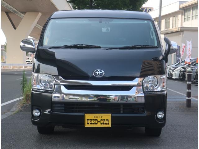 ハイエースワゴン ＧＬ　車中泊　ベットキット　１オーナー　ローダウン　社外１７インチアルミホイール　ナビ　地デジ　バックカメラ　Ｂｌｕｅｔｏｏｔｈ　フリップダウンモニター　パワースライドドア　スマートキー　ＬＥＤ　記録簿（10枚目）