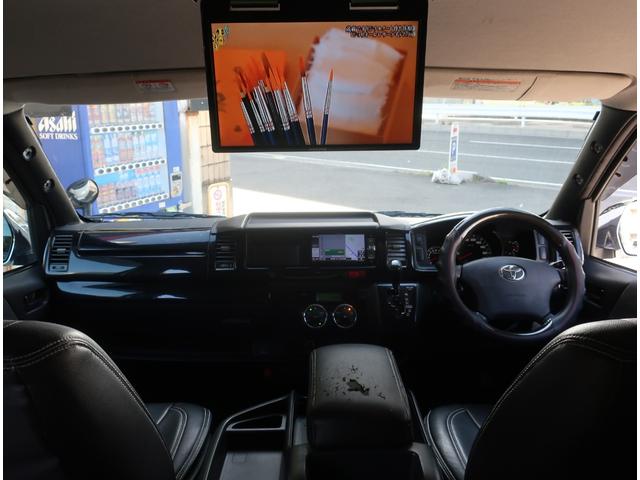 ハイエースワゴン ＧＬ　車中泊　ベットキット　可変式シート　ローダウン　オーバーフェンダー　ナビ　地デジ　バックカメラ　Ｂｌｕｅｔｏｏｔｈ　フリップダウンモニター　記録簿　パワースライドドア　ＥＴＣ　ＨＩＤヘッドライト（12枚目）