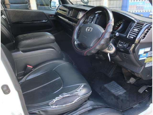 ハイエースワゴン ＧＬ　車中泊　ベットキット　可変式シート　ローダウン　オーバーフェンダー　ナビ　地デジ　バックカメラ　Ｂｌｕｅｔｏｏｔｈ　フリップダウンモニター　記録簿　パワースライドドア　ＥＴＣ　ＨＩＤヘッドライト（23枚目）