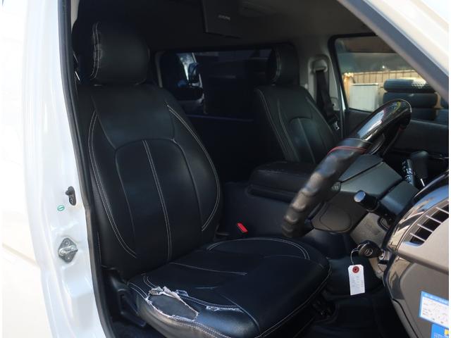 ハイエースワゴン ＧＬ　車中泊　ベットキット　可変式シート　ローダウン　オーバーフェンダー　ナビ　地デジ　バックカメラ　Ｂｌｕｅｔｏｏｔｈ　フリップダウンモニター　記録簿　パワースライドドア　ＥＴＣ　ＨＩＤヘッドライト（24枚目）