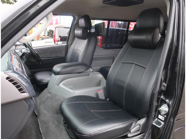 ハイエースワゴン ＧＬ　ナビ　地デジ　バックカメラ　Ｂｌｕｅｔｏｏｔｈ　後席モニター　フロントスポイラー　パワースライドドア　黒革調シートカバー　キーレス　ＥＴＣ　電動格納ミラー　ダブルエアコン　社外ステアリング　ローダウン（20枚目）