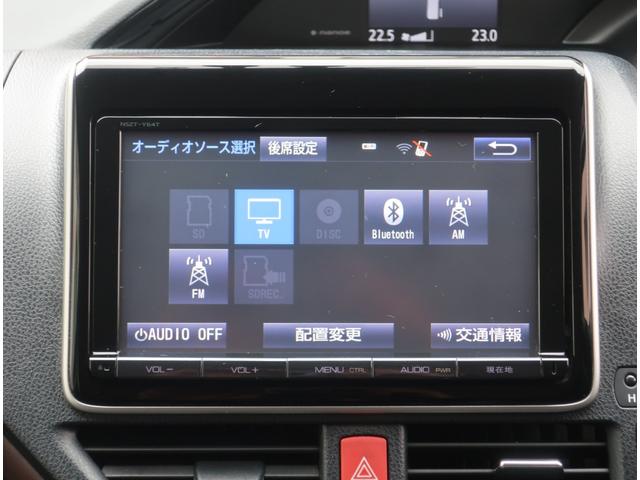 エスクァイア ハイブリッドＧｉ　フルエアロ　ローダウン　社外１９インチアルミホイール　ナビ　地デジ　バックカメラ　Ｂｌｕｅｔｏｏｔｈ　フリップダウンモニター　記録簿　両側パワースライドドア　シートヒーター　ビルトインＥＴＣ（32枚目）