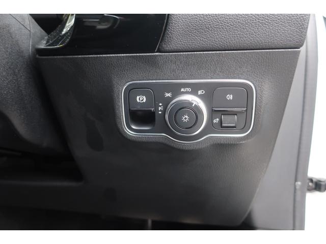 Ｂクラス Ｂ２００ｄ　ＡＭＧライン　ＡＭＧ１８インチＡＷ　純正ナビ　地デジ　バックカメラ　ＬＥＤヘッドライト　クルーズコントロール　パーキングアシスト　ハーフレザーシート　スマートキー　プッシュスタート記録簿（40枚目）