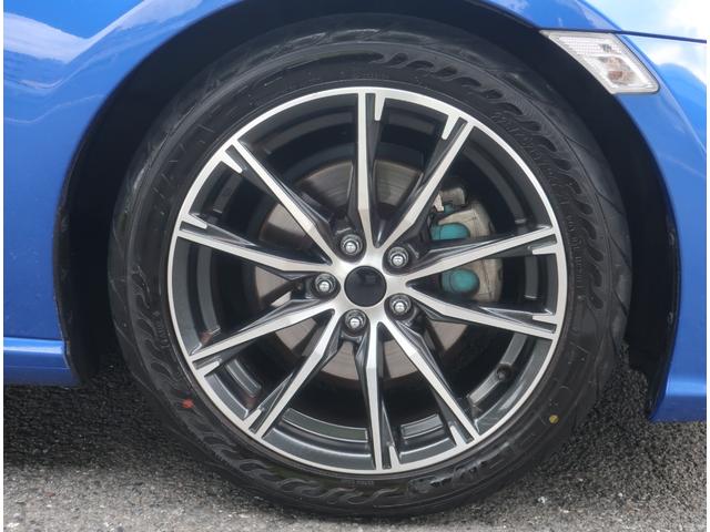 ＢＲＺ Ｒ　後期型　６速ＭＴ　ブリッツ車高調　リアスポイラー　社外ステアリング　ナビ　地デジ　バックカメラ　Ｂｌｕｅｔｏｏｔｈ　記録簿　純正ＬＥＤヘッドライト　ＥＴＣ　電動格納ミラー　修復歴無し（14枚目）