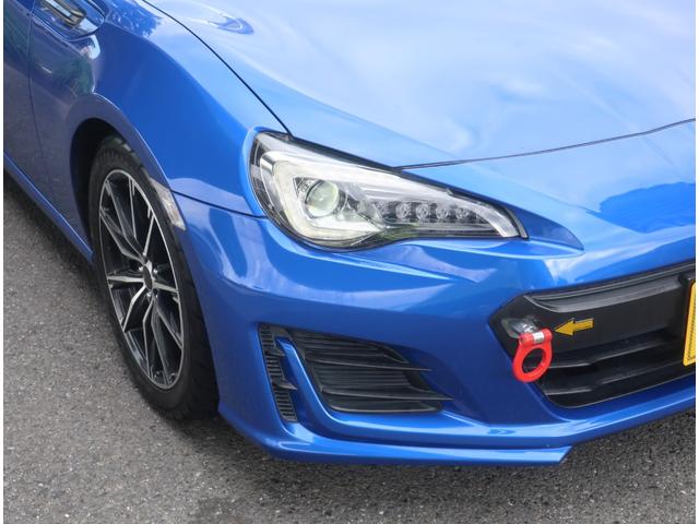 ＢＲＺ Ｒ　後期型　６速ＭＴ　ブリッツ車高調　リアスポイラー　社外ステアリング　ナビ　地デジ　バックカメラ　Ｂｌｕｅｔｏｏｔｈ　記録簿　純正ＬＥＤヘッドライト　ＥＴＣ　電動格納ミラー　修復歴無し（24枚目）