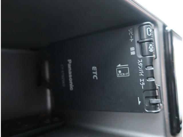 ハイエースワゴン GL ナビ 地デジ バックカメラ Bluetooth フリップダウンモニター 記録簿 シートカバー オートステップ ETC LEDヘッドライト フォグランプ キーレス オートエアコン 小窓付き(36枚目)