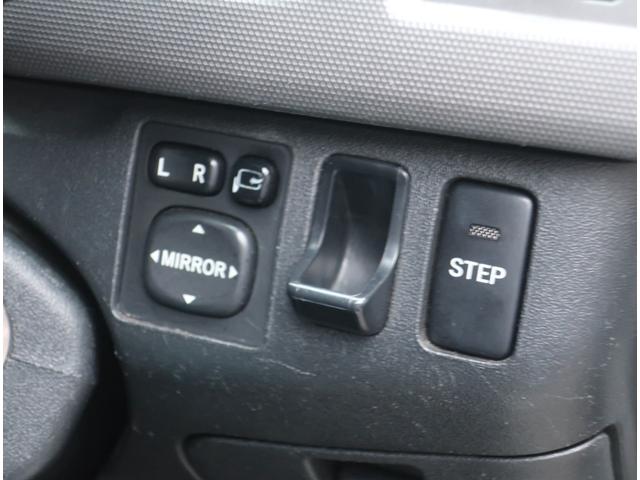ハイエースワゴン GL ナビ 地デジ バックカメラ Bluetooth フリップダウンモニター 記録簿 シートカバー オートステップ ETC LEDヘッドライト フォグランプ キーレス オートエアコン 小窓付き(37枚目)