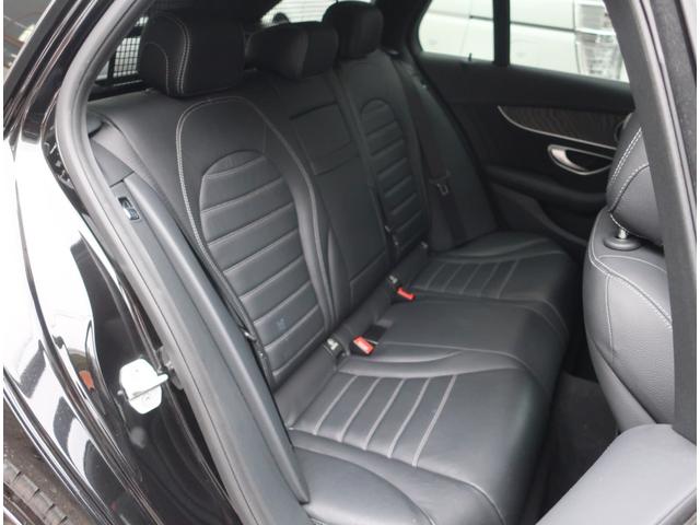 Ｃクラスステーションワゴン Ｃ２００　ステーションワゴン　スポーツ本革仕様　レーダーセーフティＰＫＧ　エアバランスＰＫＧ　記録簿（Ｈ３０．Ｒ２．４．６）　ナビ　地デジ　バックカメラ　Ｂｌｕｅｔｏｏｔｈ　パワーバックドア　ヘッドアップディスプレイ　黒革＆パワーシート（23枚目）