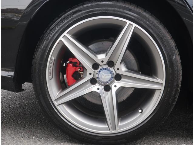 Ｃクラスステーションワゴン Ｃ２００　ステーションワゴン　スポーツ本革仕様　レーダーセーフティＰＫＧ　エアバランスＰＫＧ　記録簿（Ｈ３０．Ｒ２．４．６）　ナビ　地デジ　バックカメラ　Ｂｌｕｅｔｏｏｔｈ　パワーバックドア　ヘッドアップディスプレイ　黒革＆パワーシート（40枚目）